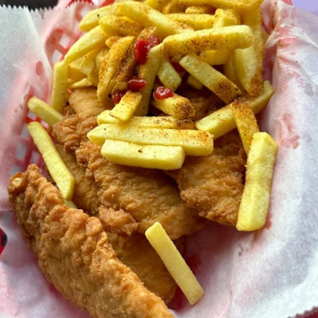 Chicken Tenders (4pcs).