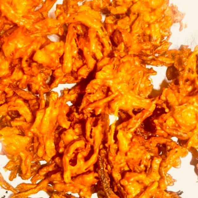 Onion Pakora.